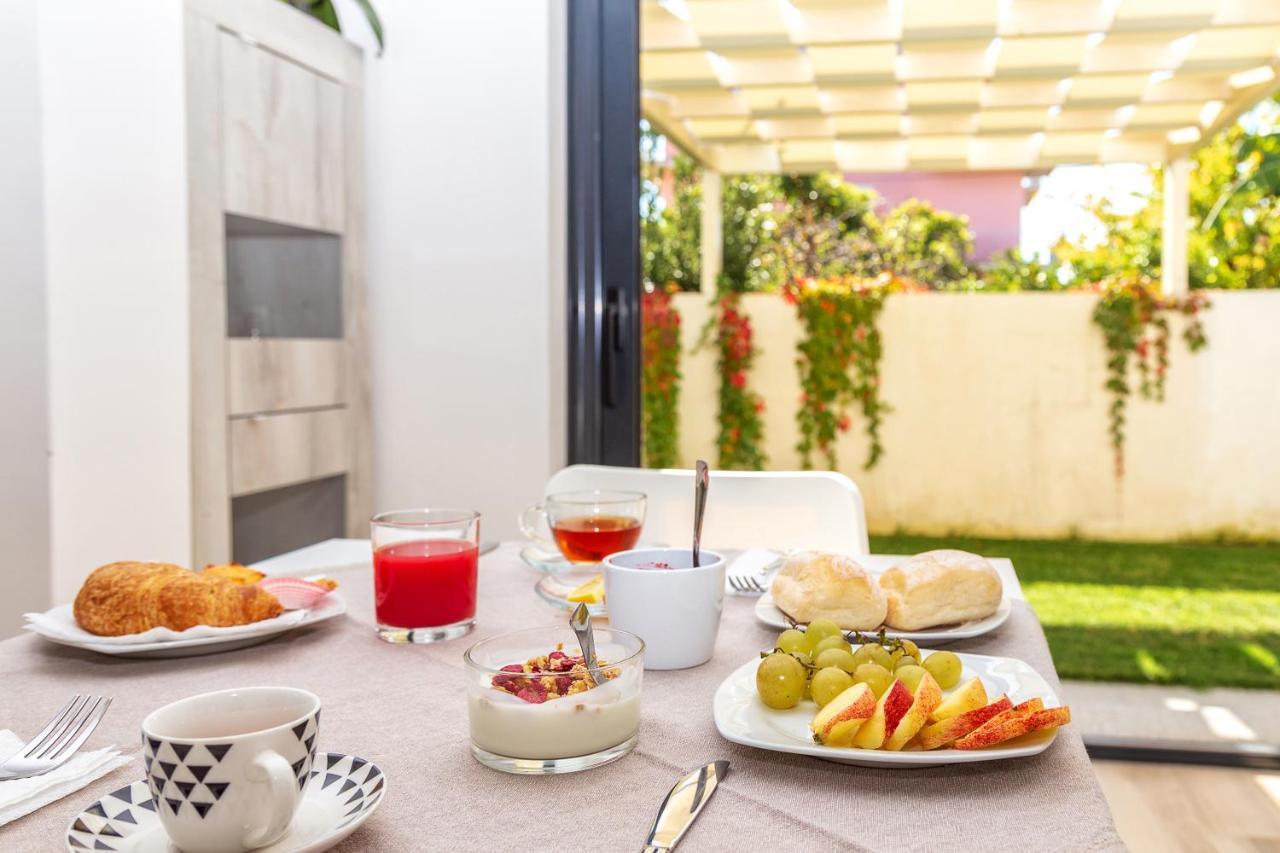 Alexander B&B Тортоли Экстерьер фото